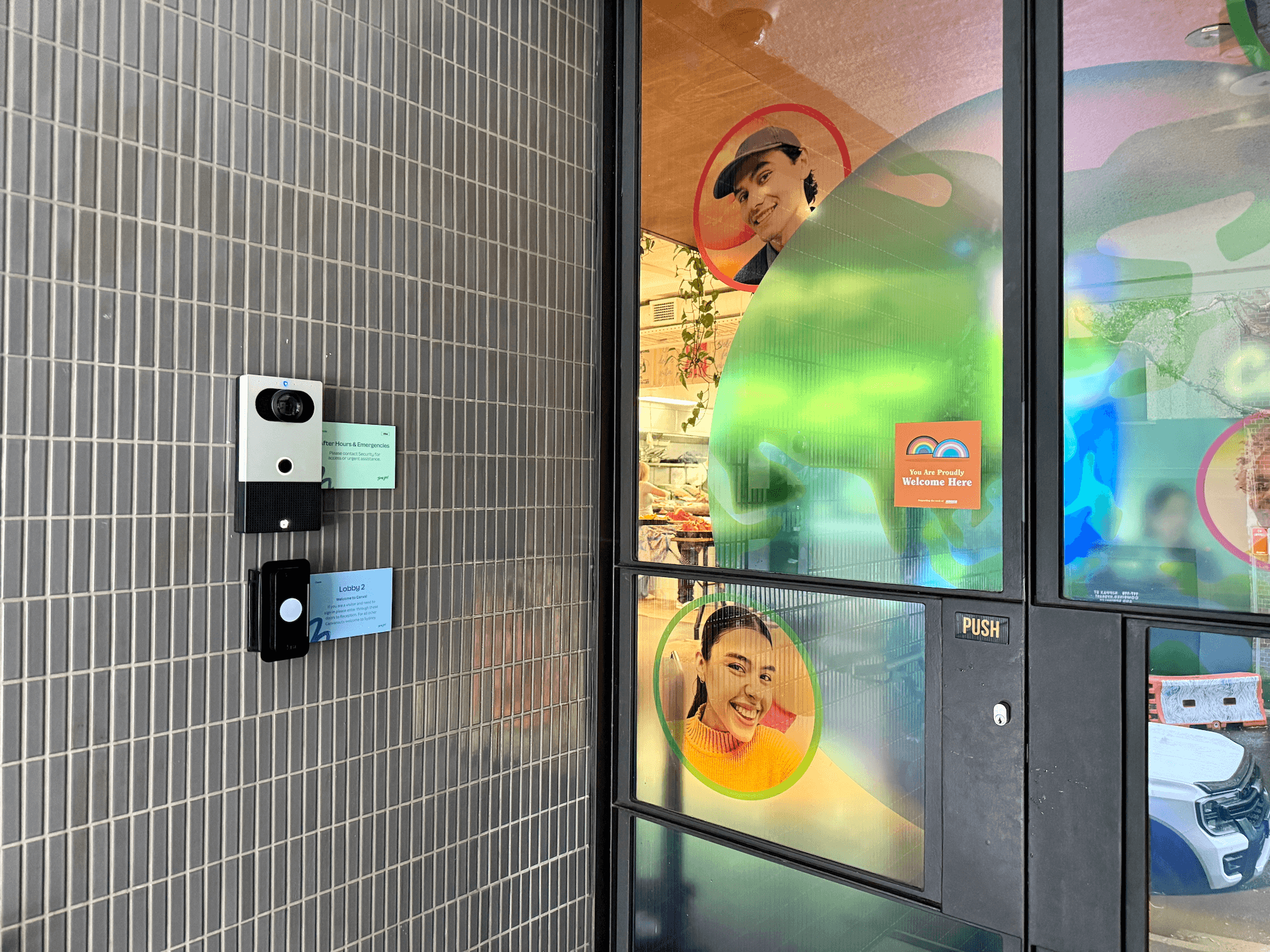 canva intercom